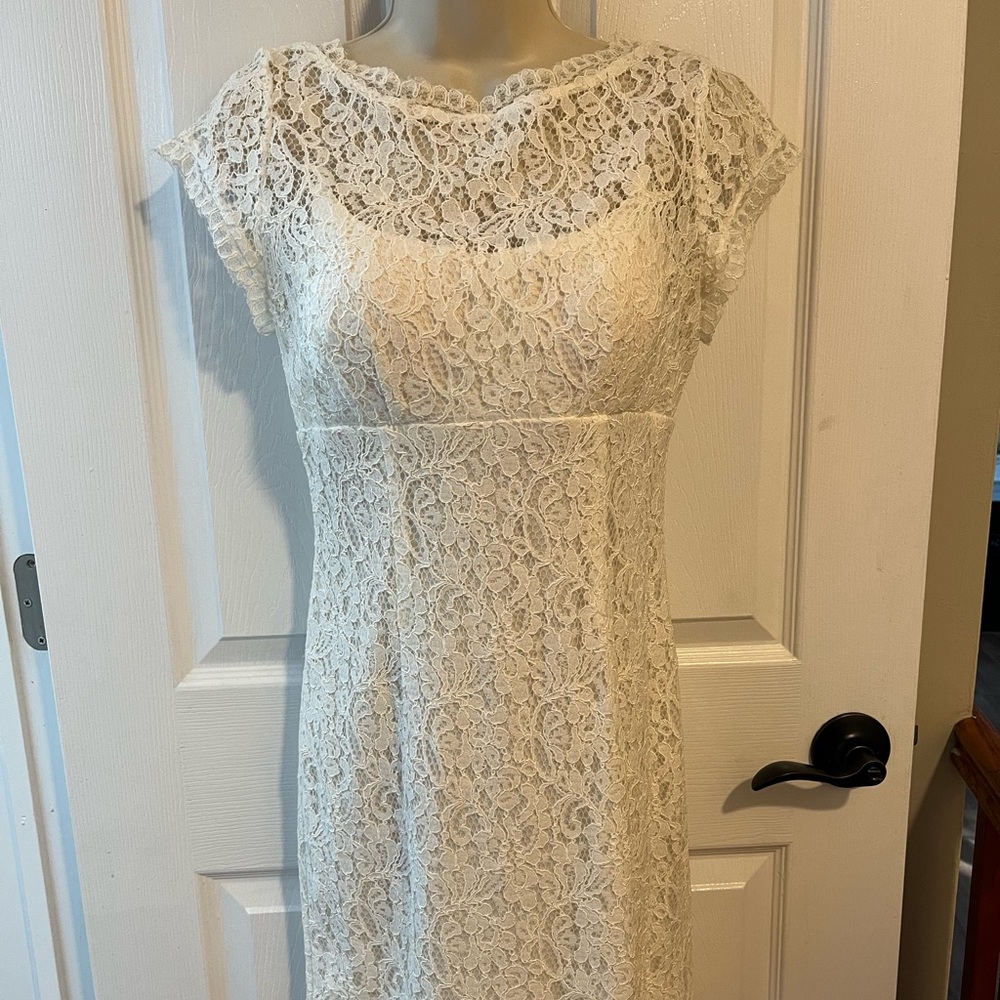 White lace dress